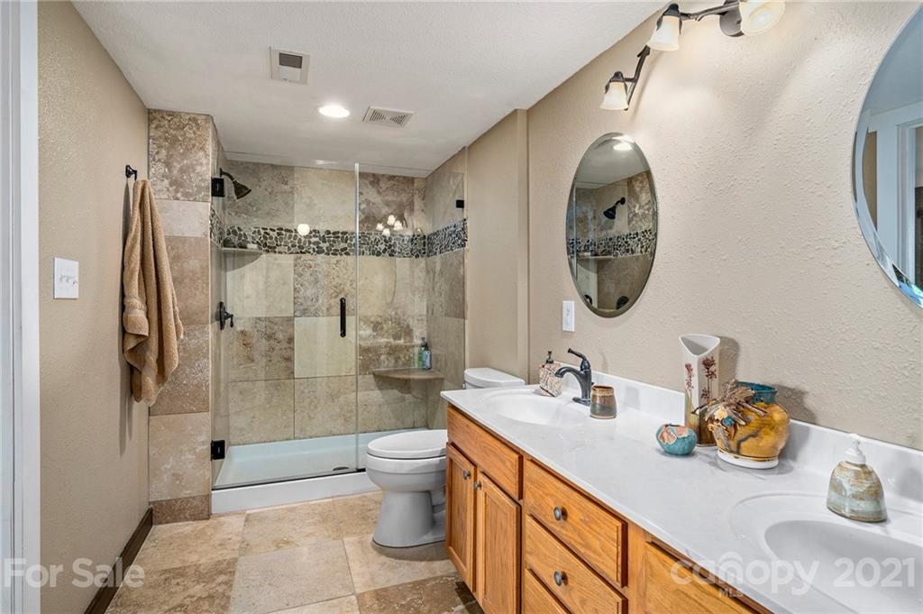 50 Hamburg Drive Weaverville NC 28787