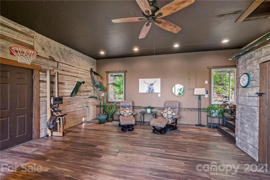 50 Hamburg Drive Weaverville NC 28787