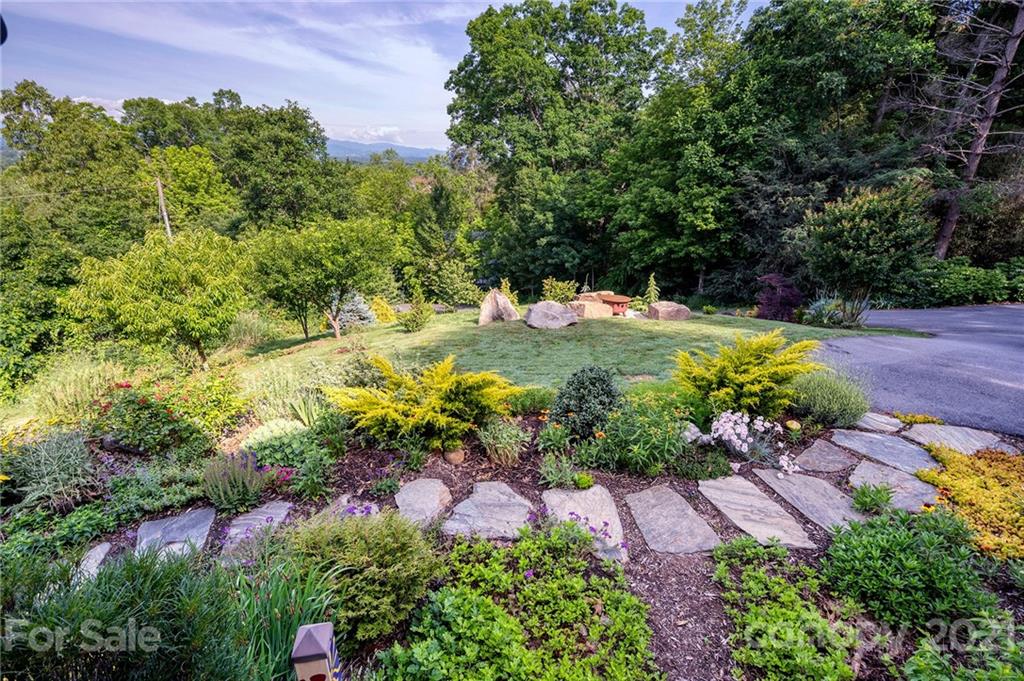 50 Hamburg Drive Weaverville NC 28787