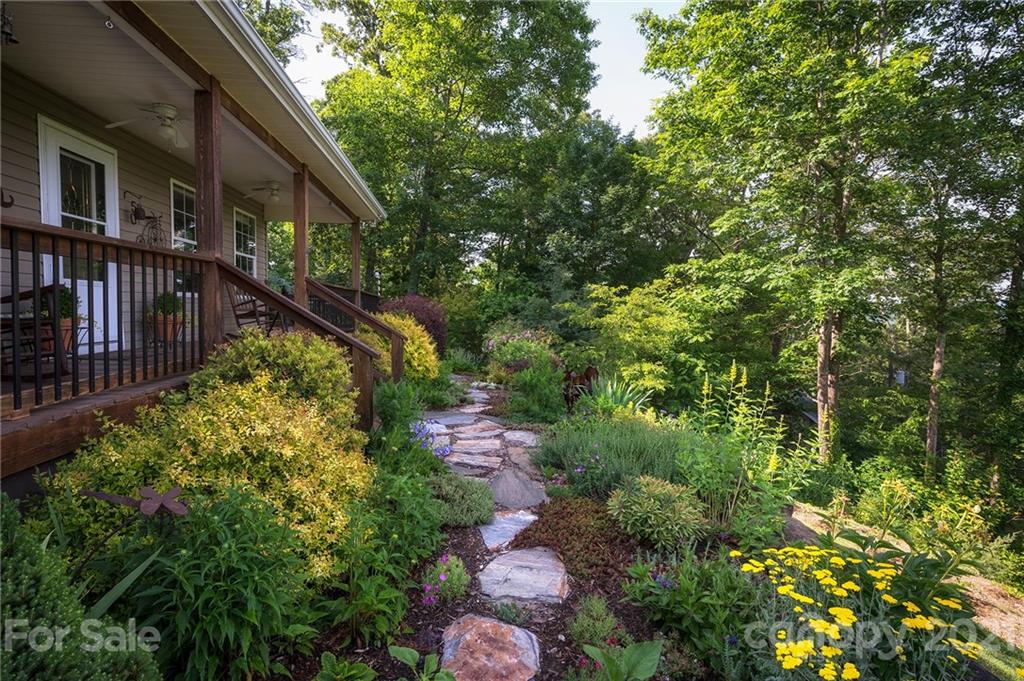50 Hamburg Drive Weaverville NC 28787