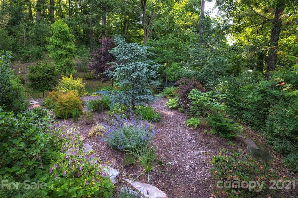 50 Hamburg Drive Weaverville NC 28787