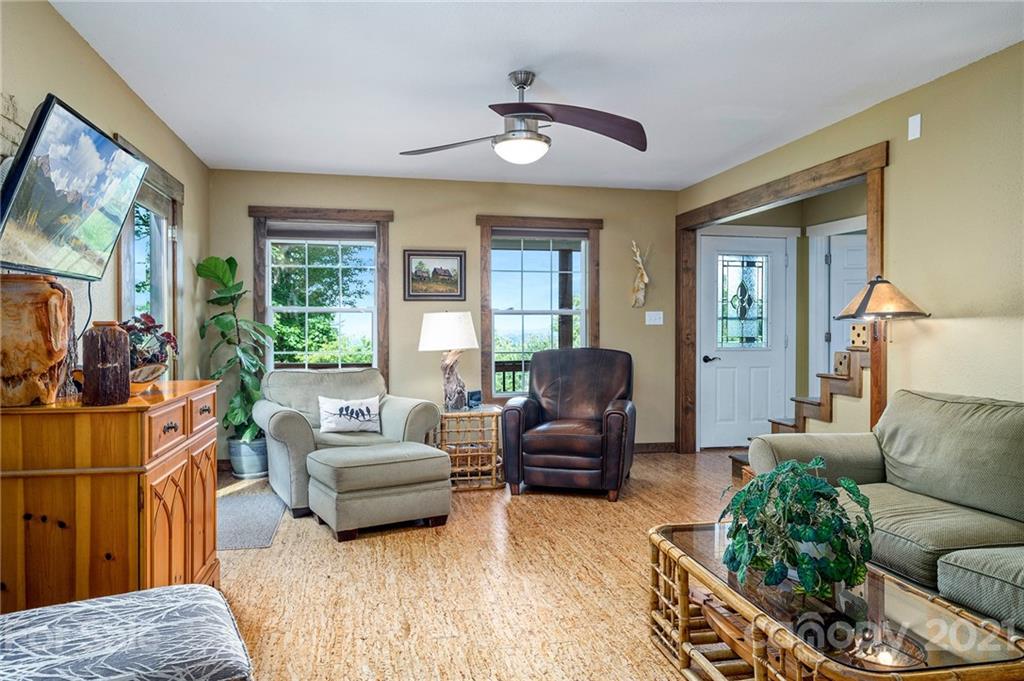 50 Hamburg Drive Weaverville NC 28787