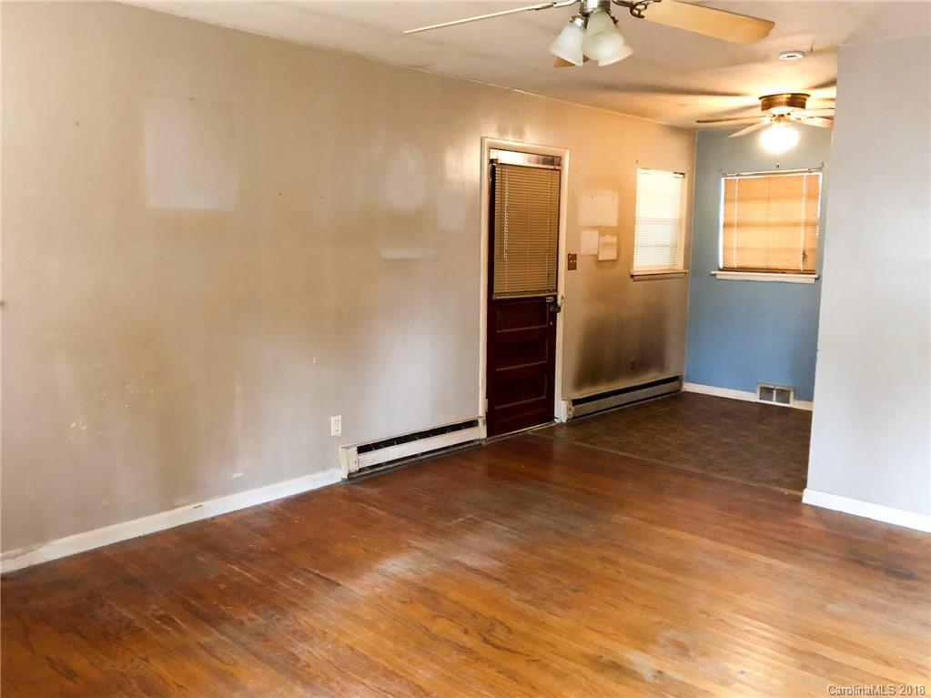 75 Wamboldt Avenue Asheville NC 28806
