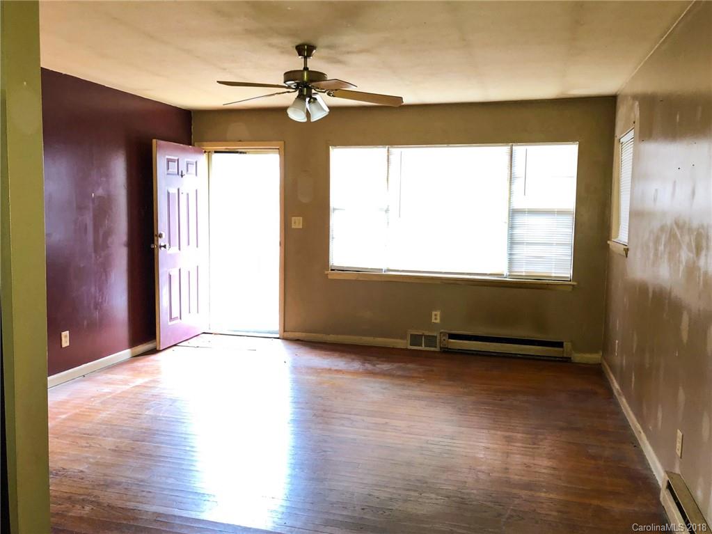 75 Wamboldt Avenue Asheville NC 28806