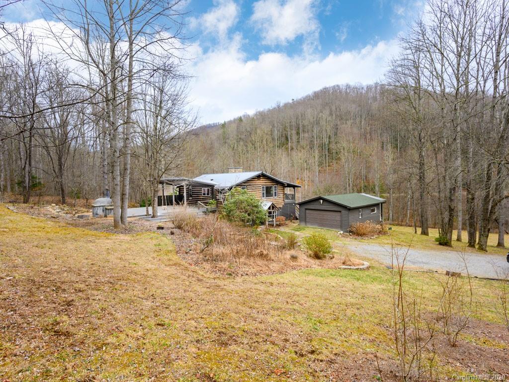 275 Flat Creek Road Fairview NC 28730