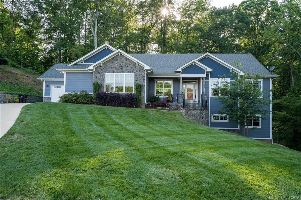 7051 Pin Oaks Drive Denver NC 28037