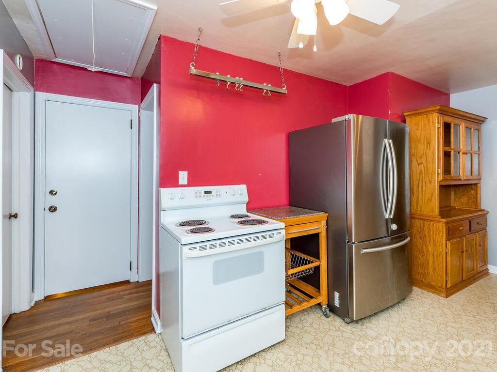 2 Chester Place Asheville NC 28806