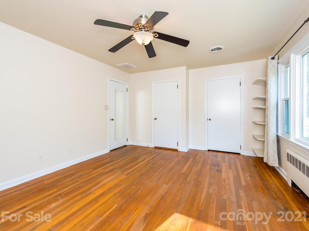 2 Chester Place Asheville NC 28806