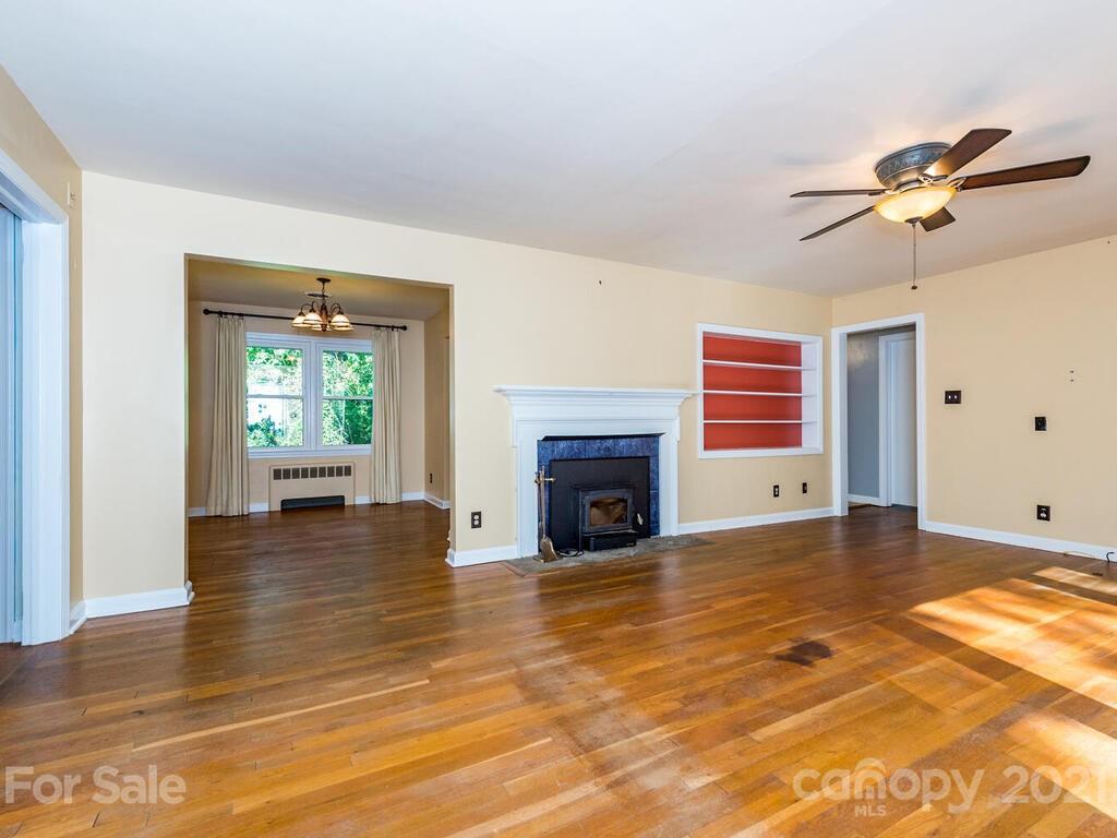2 Chester Place Asheville NC 28806