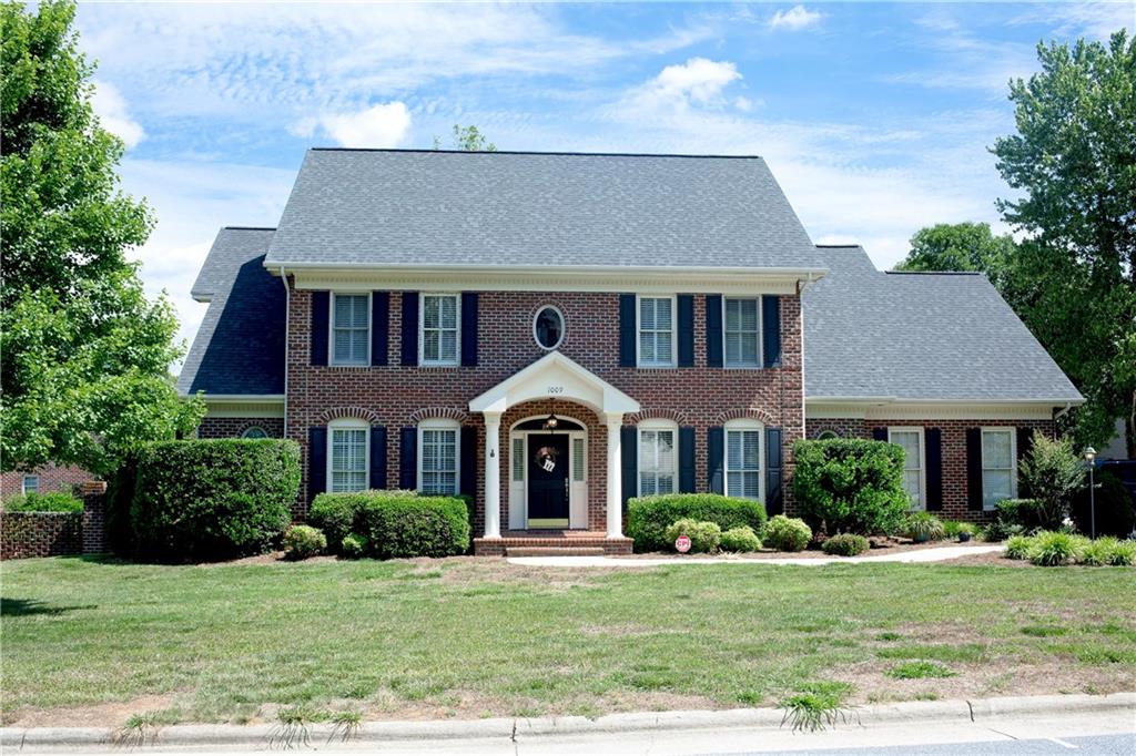 1009 38th Avenue Ne Hickory NC 28601