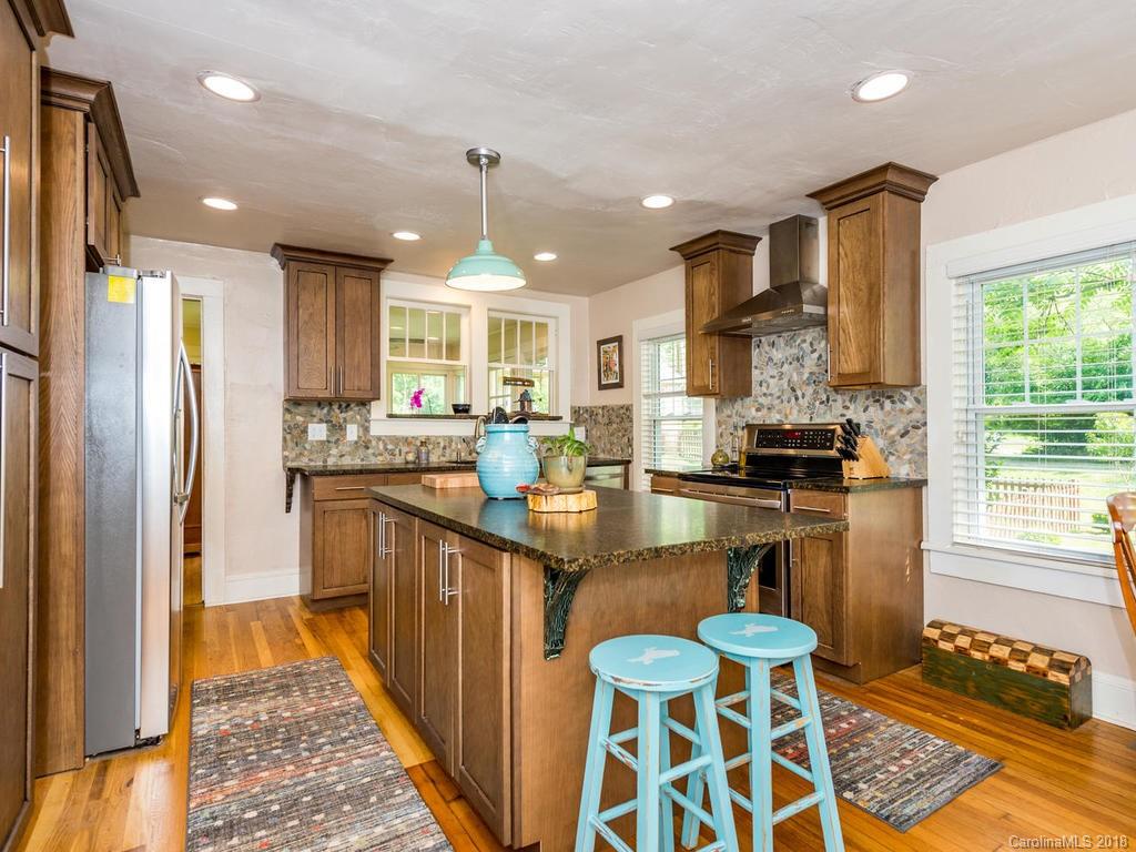 86 Beaver Drive Asheville NC 28804