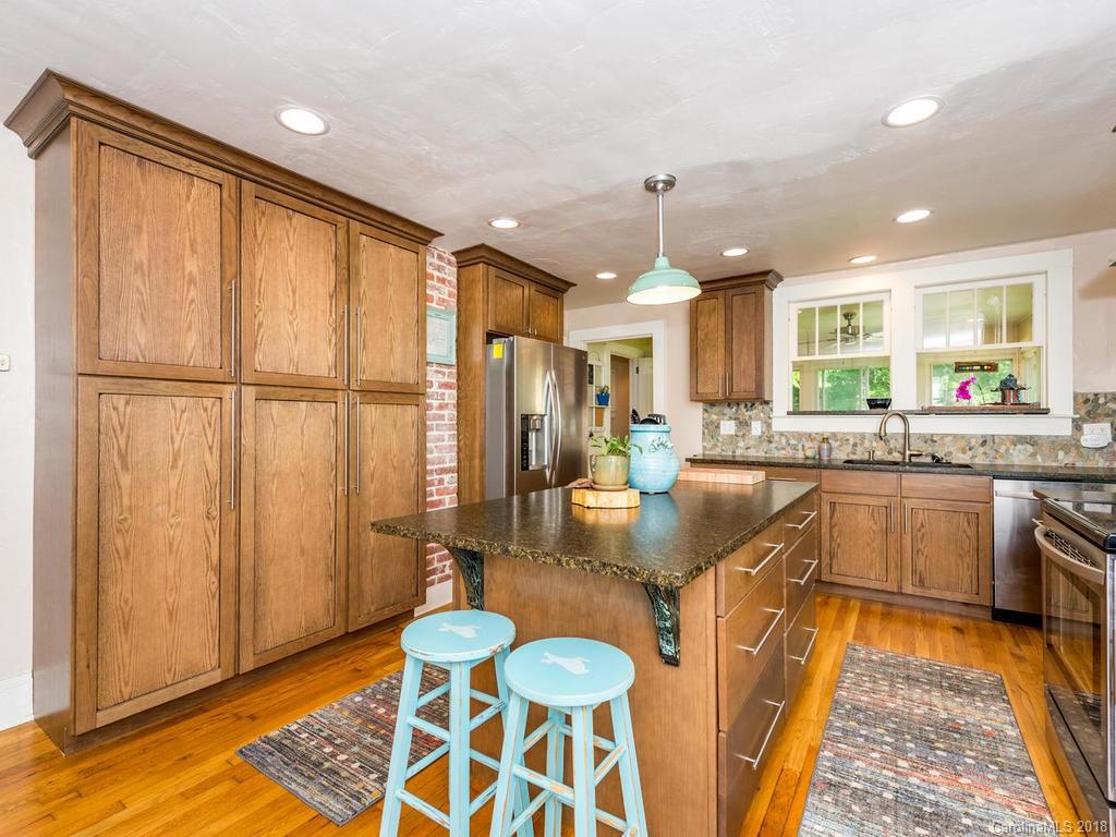 86 Beaver Drive Asheville NC 28804
