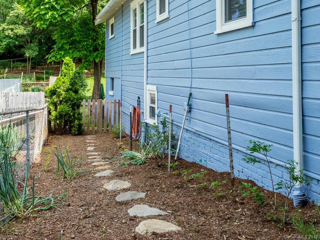 86 Beaver Drive Asheville NC 28804