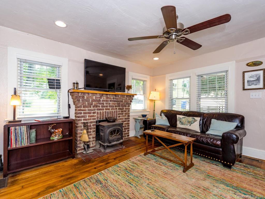 86 Beaver Drive Asheville NC 28804