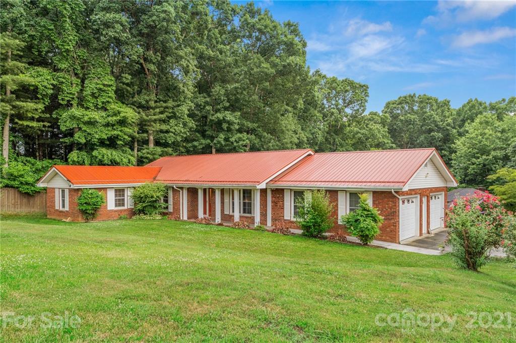 7 Heatherly Drive Candler NC 28715