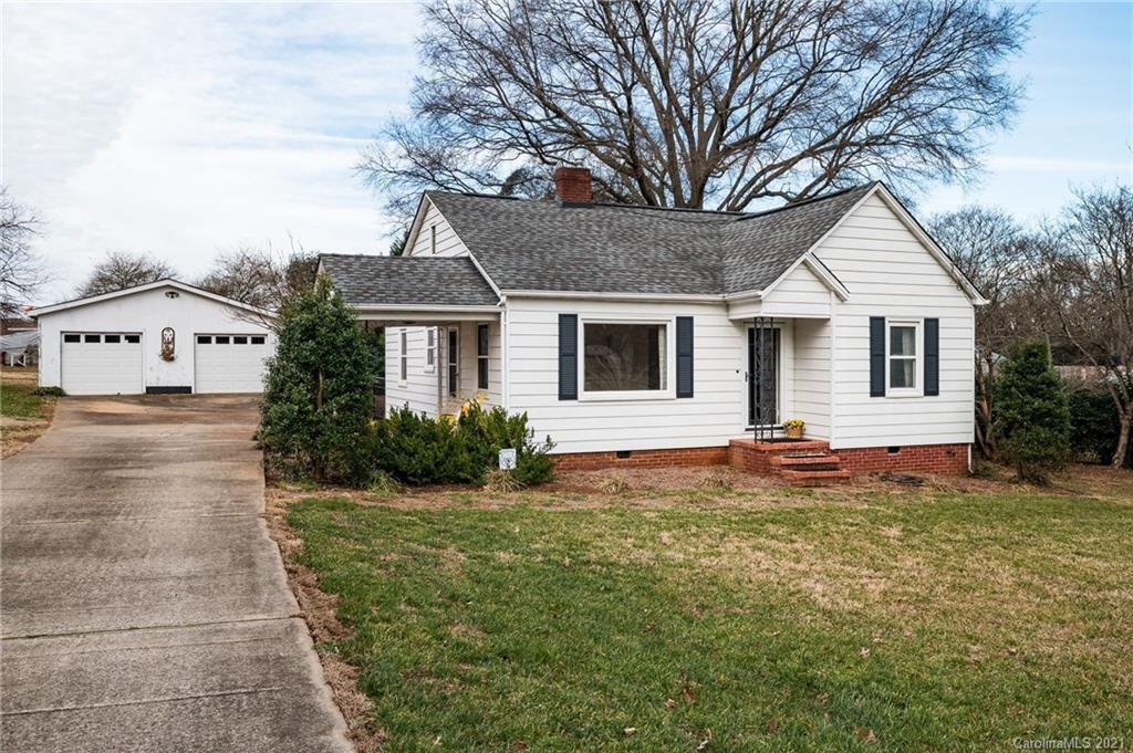 1135 Thompson Avenue Charlotte NC 28216