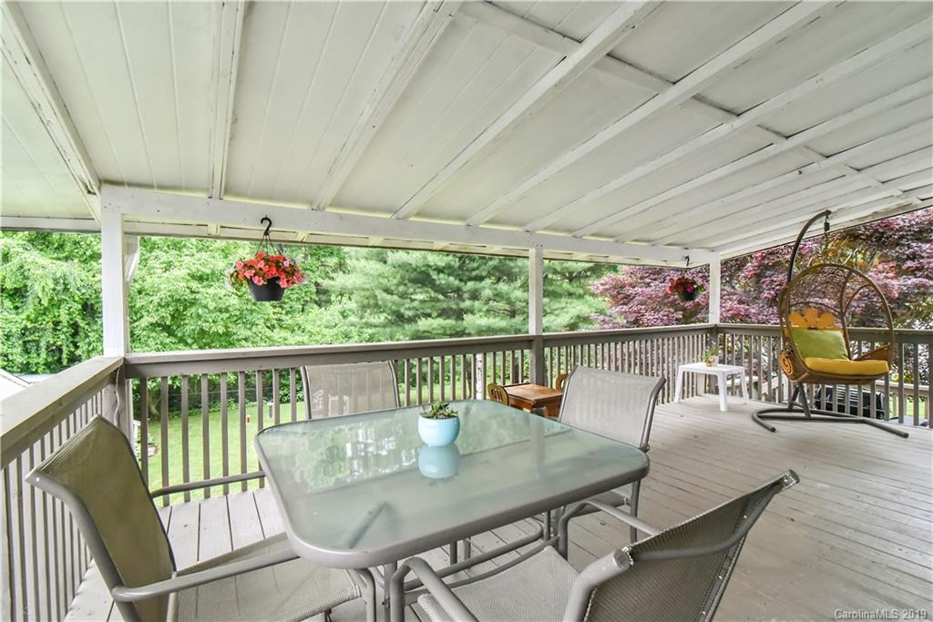 257 Oak Hill Road Candler NC 28715