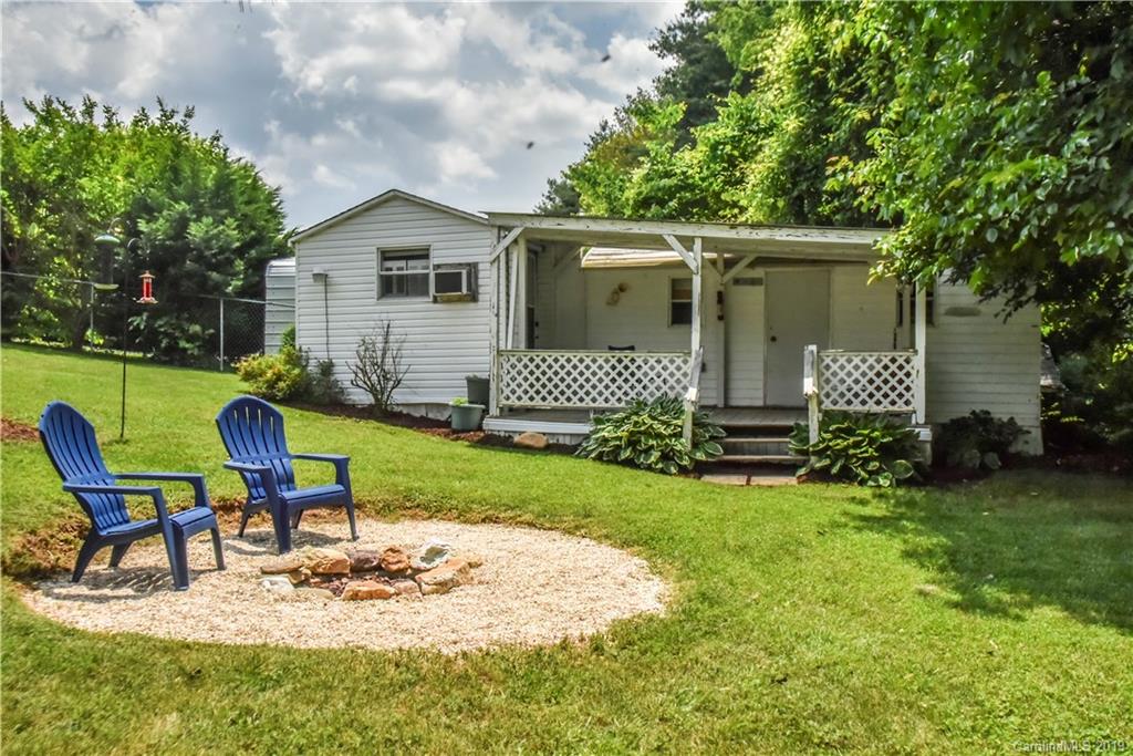 257 Oak Hill Road Candler NC 28715