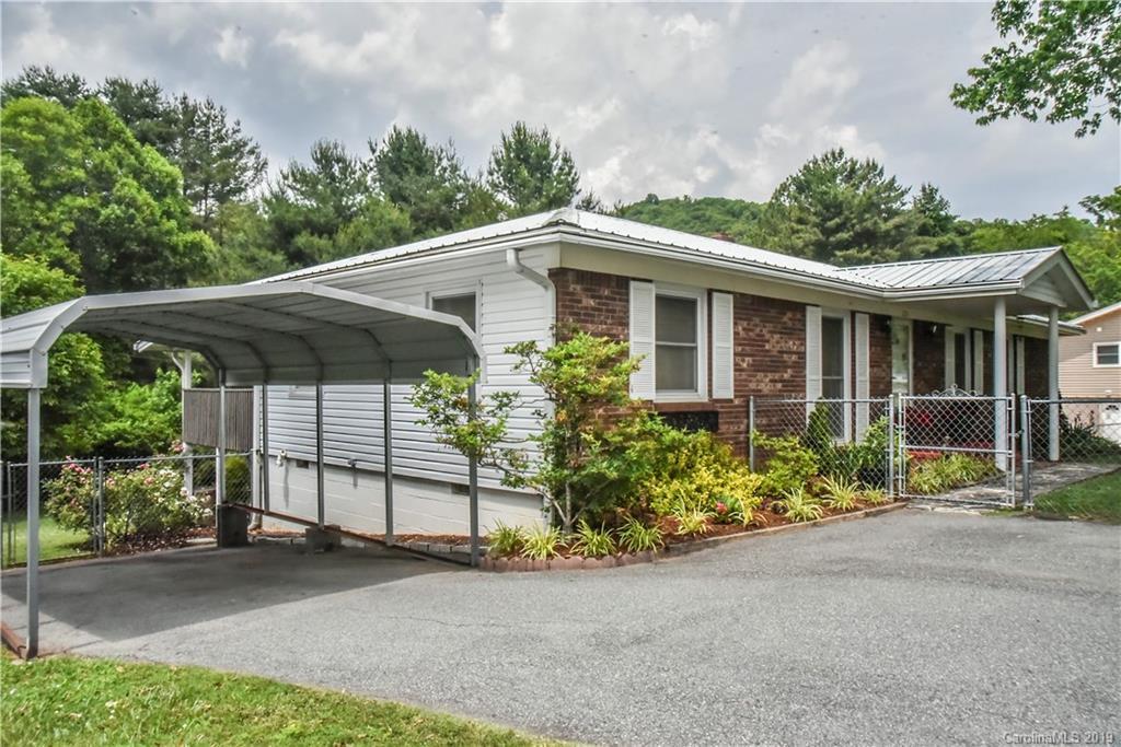 257 Oak Hill Road Candler NC 28715