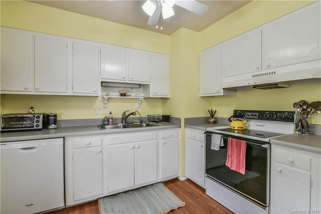 257 Oak Hill Road Candler NC 28715