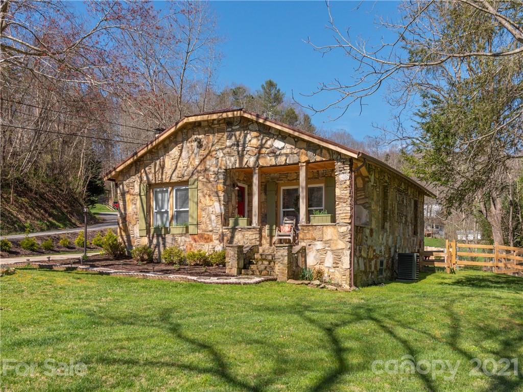 86 Rolling Hills Road Canton NC 28716