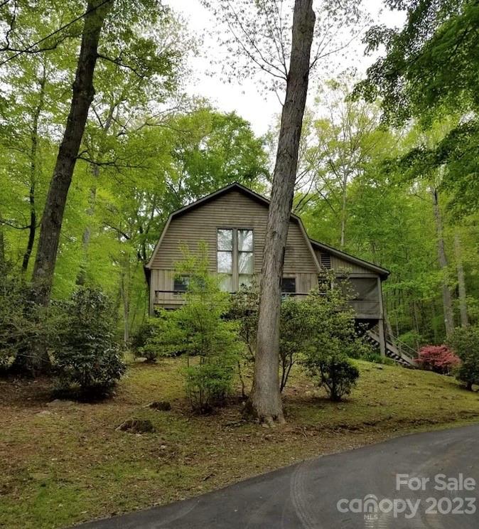 50 Turkey Trot Lane Burnsville NC 28714