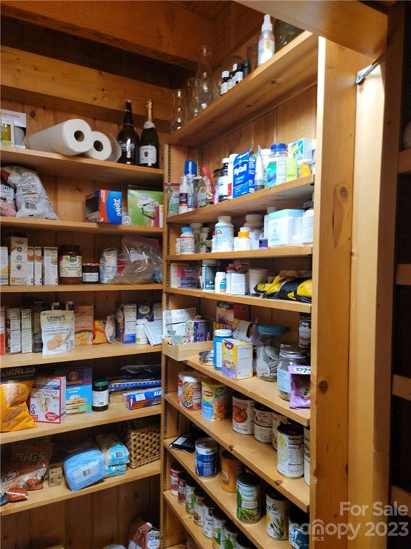 50 Turkey Trot Lane Burnsville NC 28714