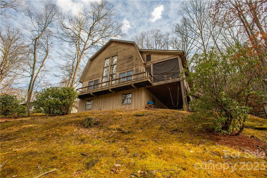 50 Turkey Trot Lane Burnsville NC 28714