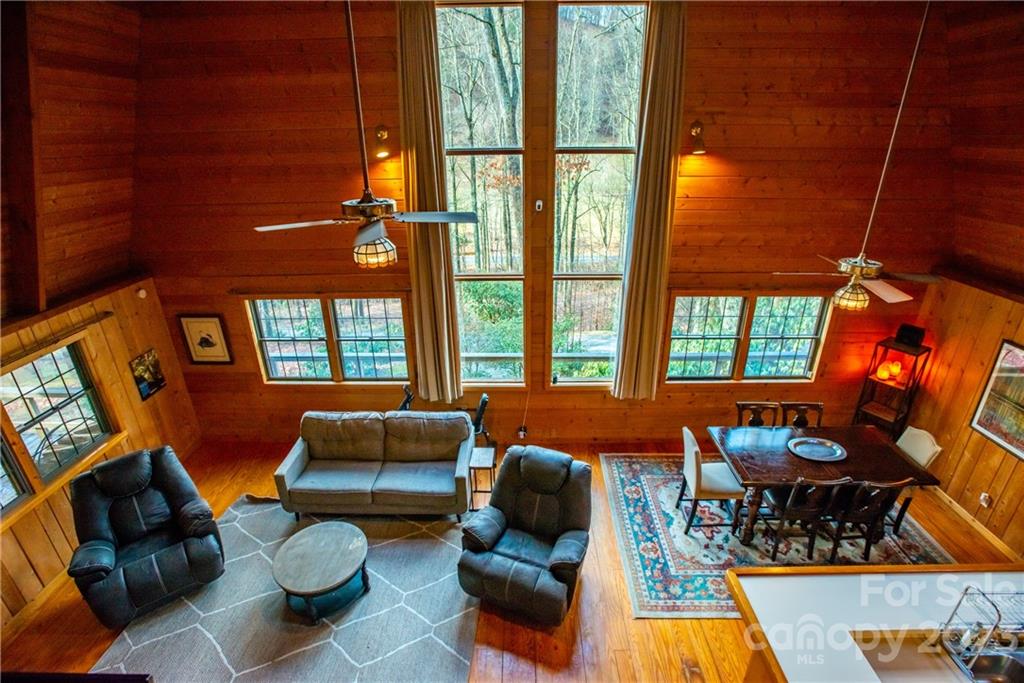 50 Turkey Trot Lane Burnsville NC 28714