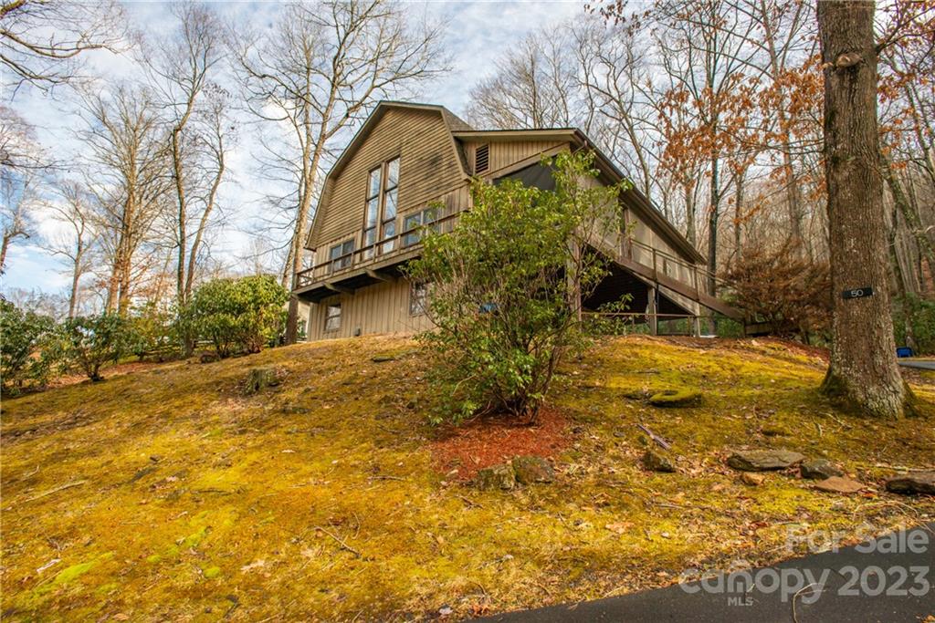 50 Turkey Trot Lane Burnsville NC 28714