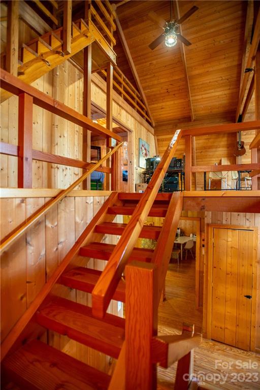 50 Turkey Trot Lane Burnsville NC 28714