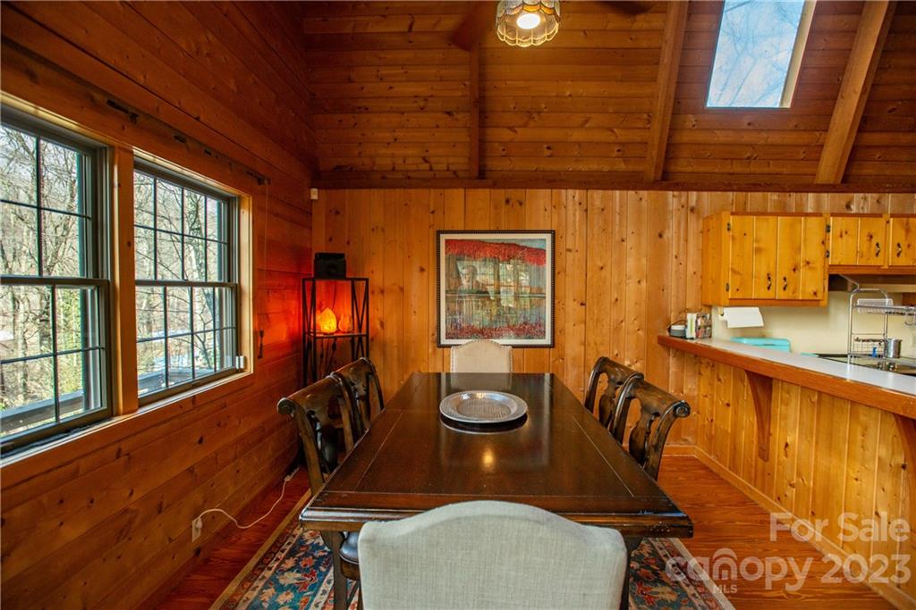 50 Turkey Trot Lane Burnsville NC 28714