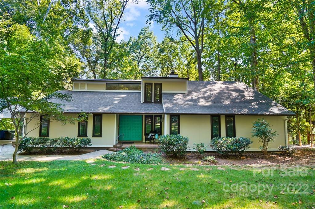1220 Glenn Valley Drive Matthews NC 28105