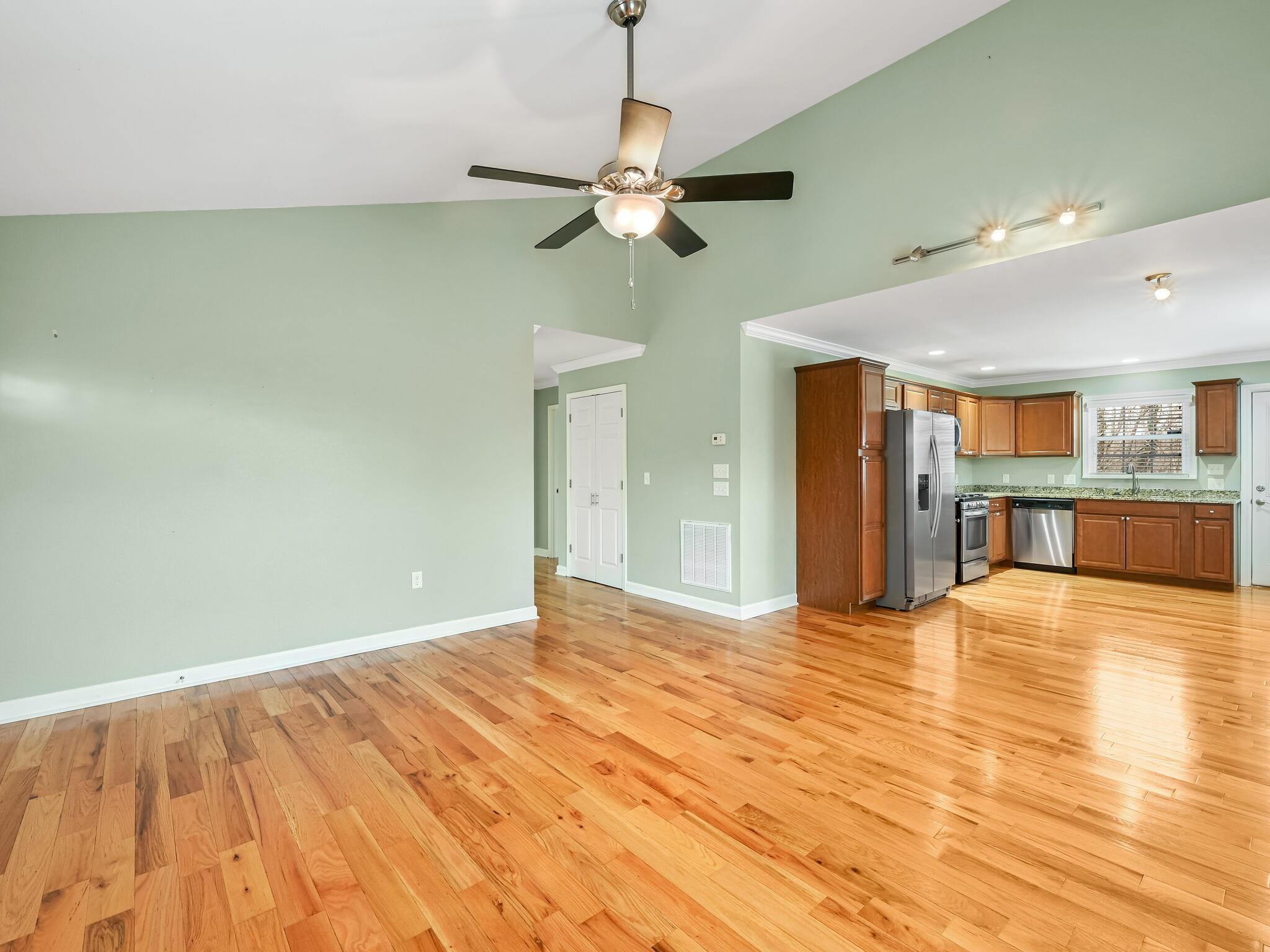 28 Erskine Avenue Asheville NC 28801