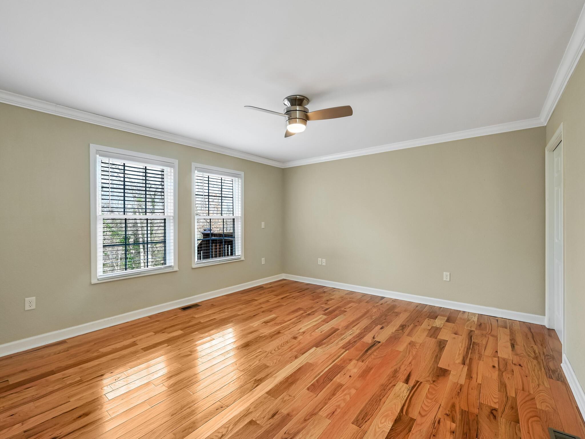 28 Erskine Avenue Asheville NC 28801