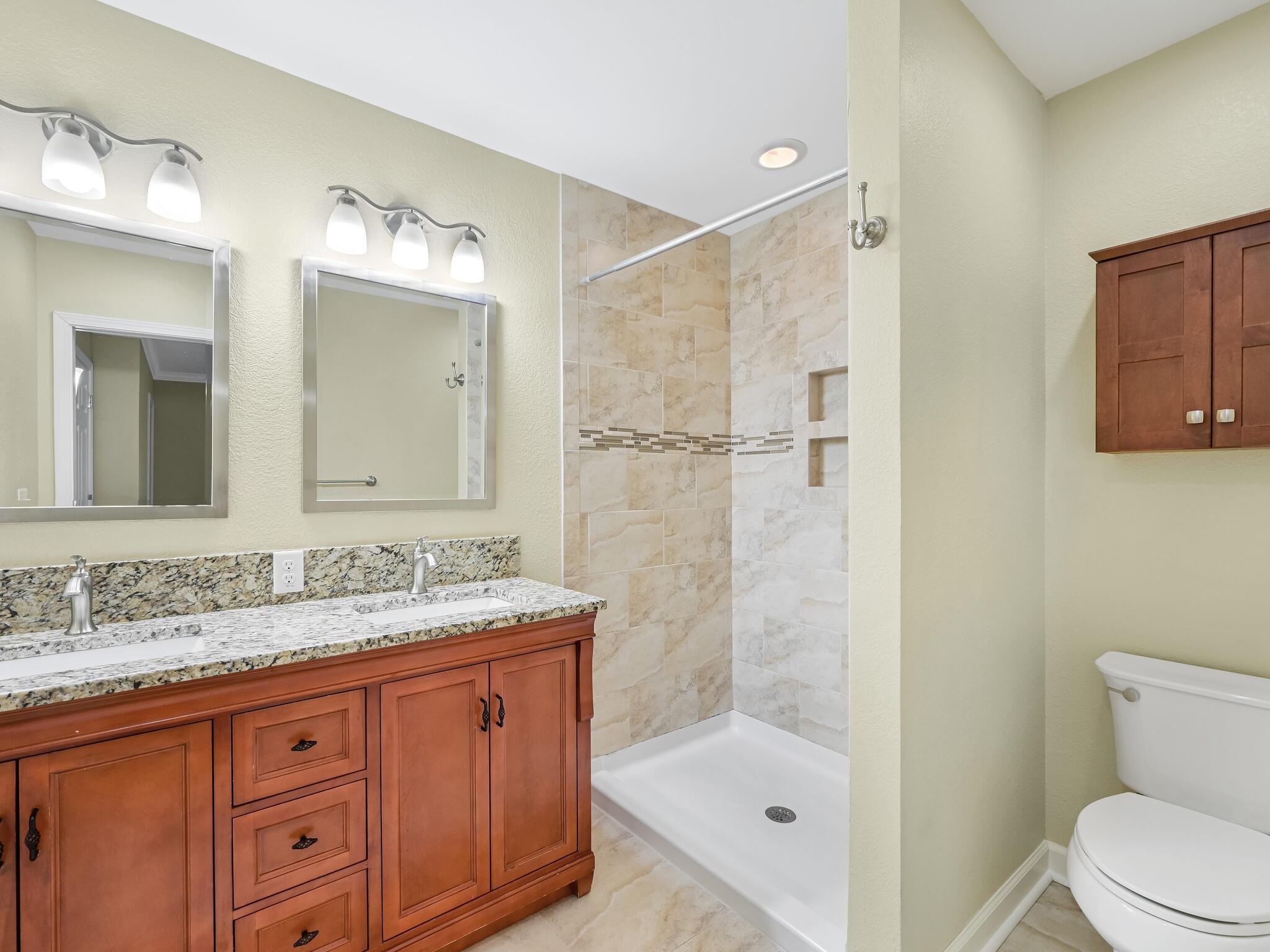 28 Erskine Avenue Asheville NC 28801