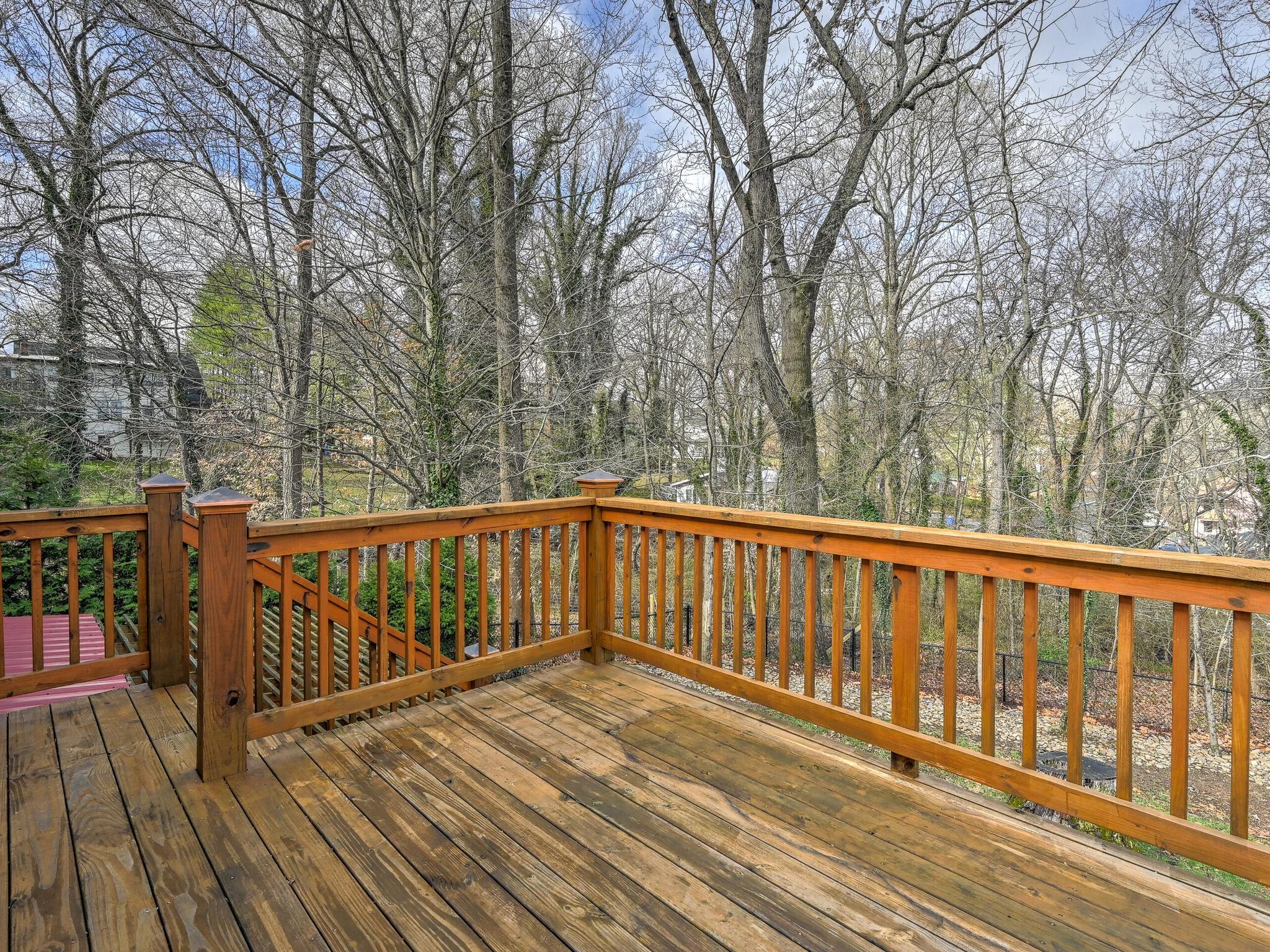 28 Erskine Avenue Asheville NC 28801