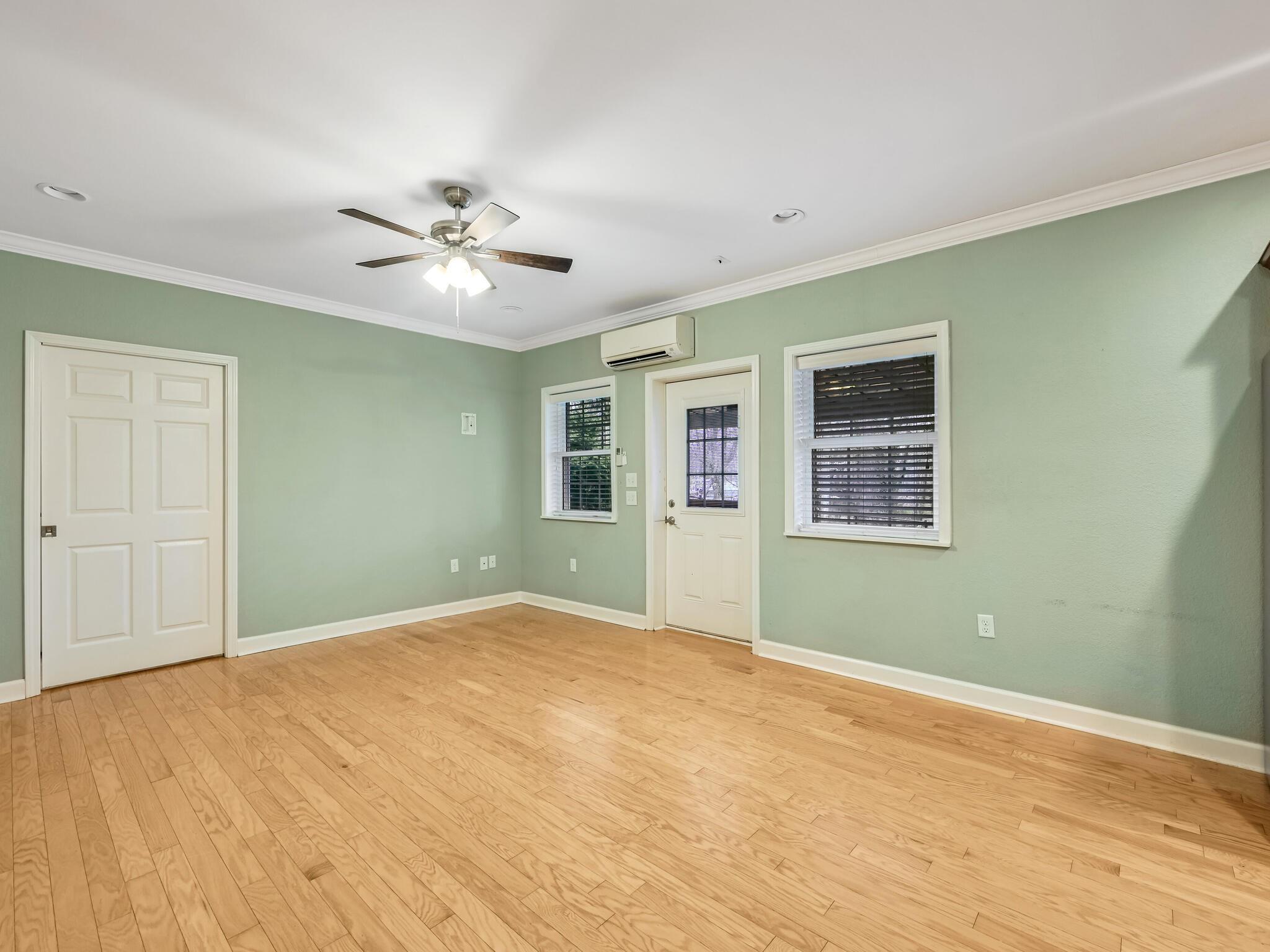 28 Erskine Avenue Asheville NC 28801