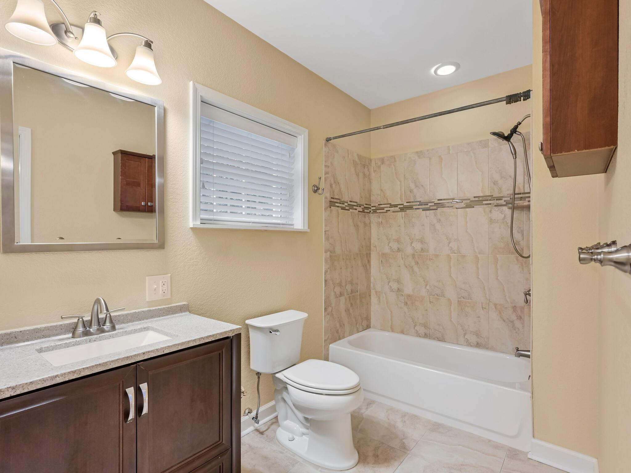 28 Erskine Avenue Asheville NC 28801