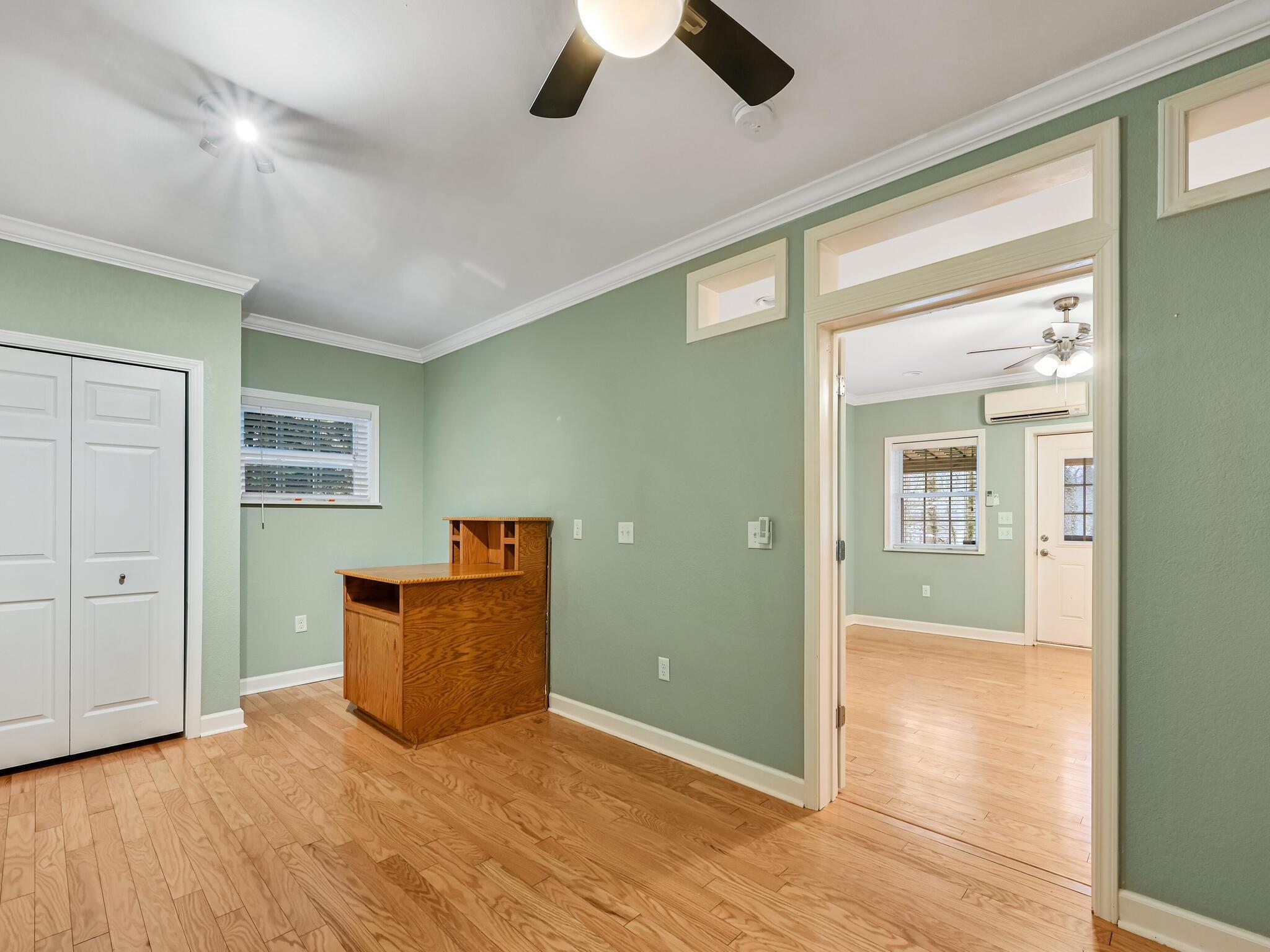 28 Erskine Avenue Asheville NC 28801