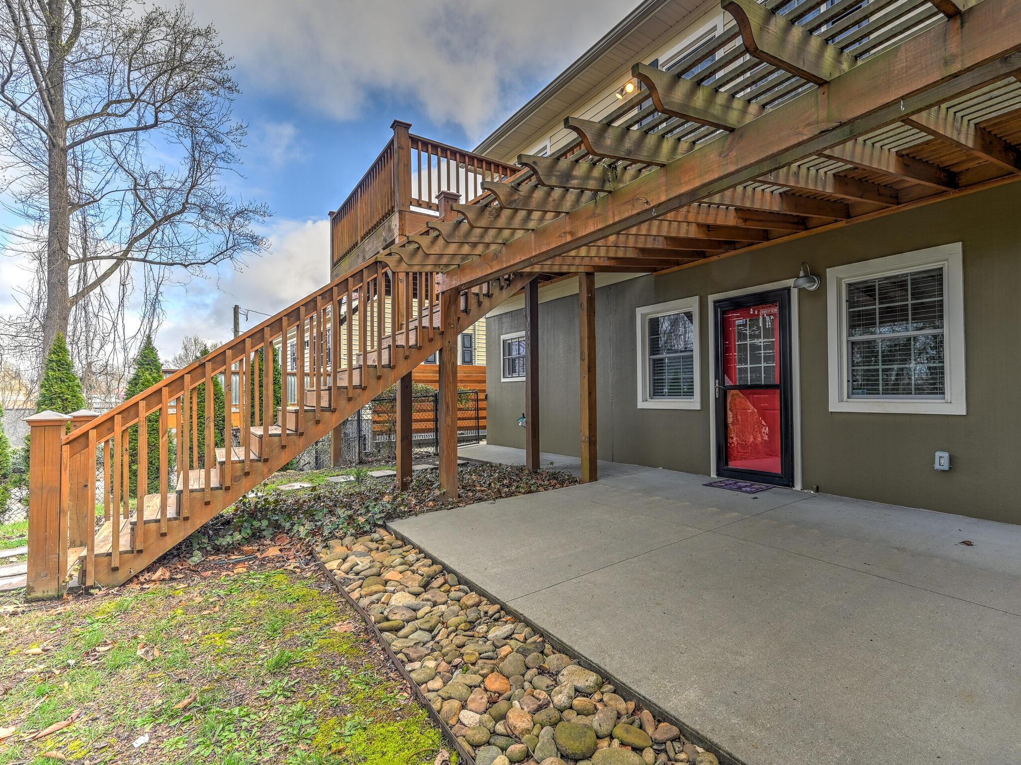 28 Erskine Avenue Asheville NC 28801