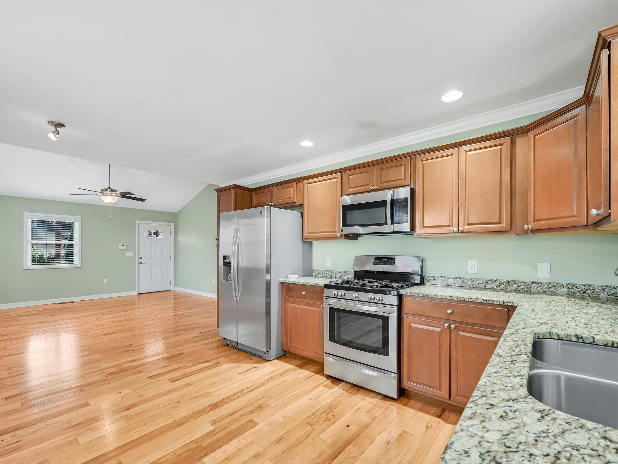 28 Erskine Avenue Asheville NC 28801