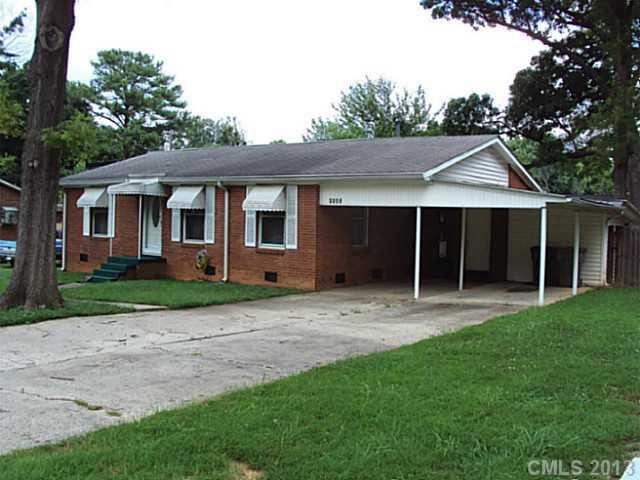 3859 Stonehaven Drive Charlotte NC 28215