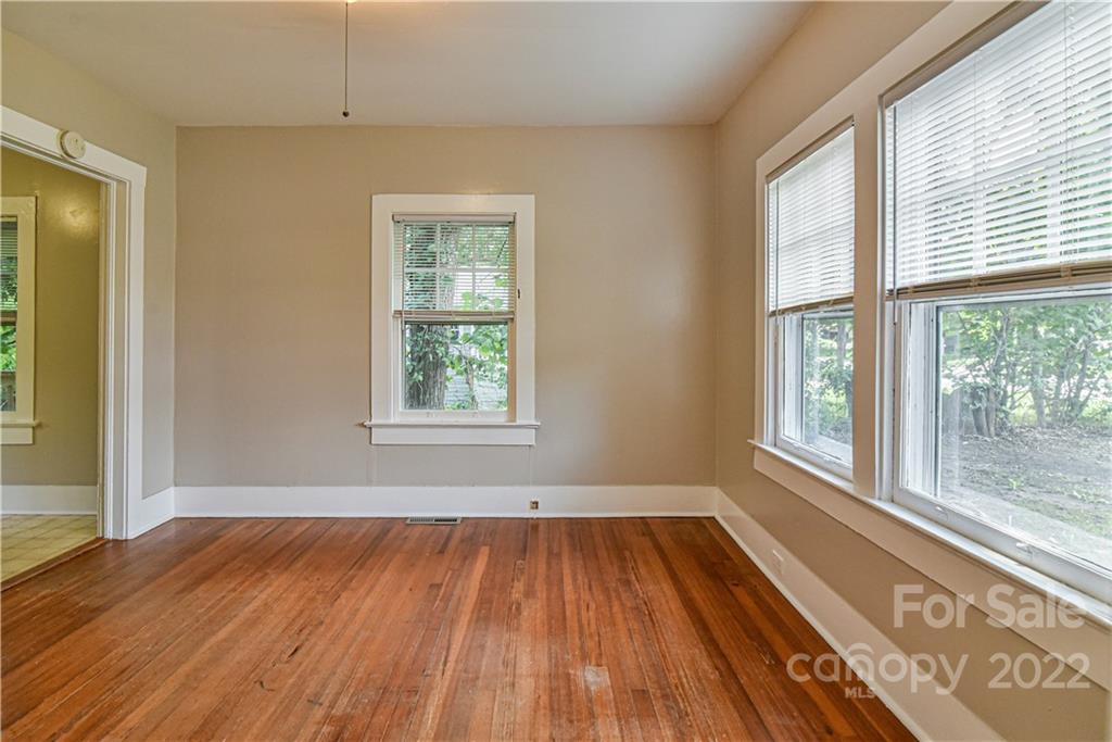 162 Virginia Avenue Asheville NC 28806