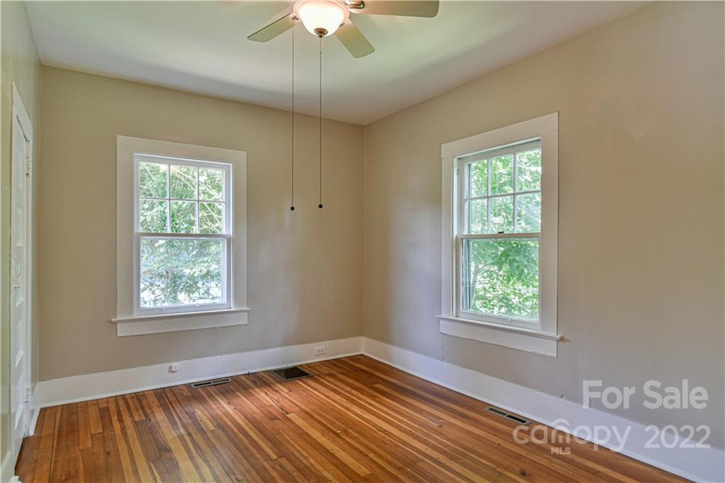 162 Virginia Avenue Asheville NC 28806