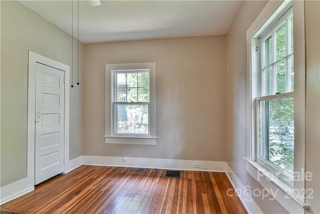162 Virginia Avenue Asheville NC 28806
