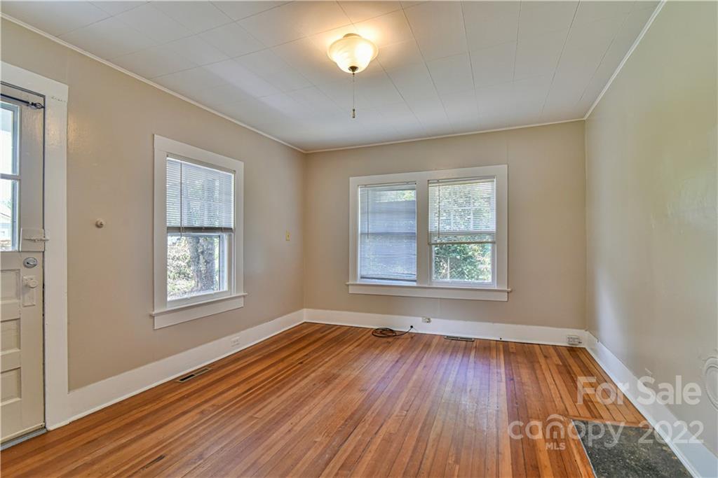 162 Virginia Avenue Asheville NC 28806