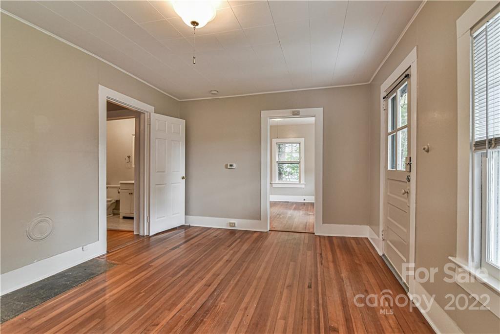 162 Virginia Avenue Asheville NC 28806