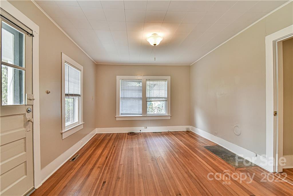 162 Virginia Avenue Asheville NC 28806