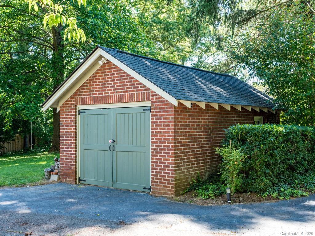 30 Pine Acre Boulevard Asheville NC 28804